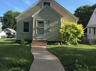120 18th Ave, Moline, IL 61265