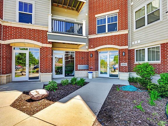 4th image of 5192 Sassafras Dr #205