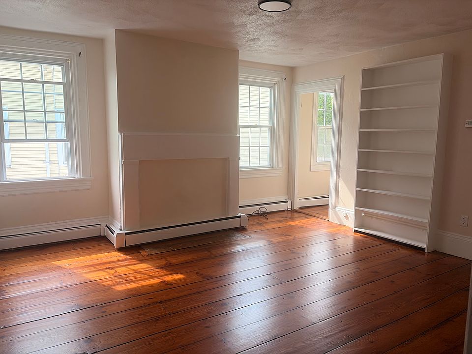 1st image of 65 Arnold St #3