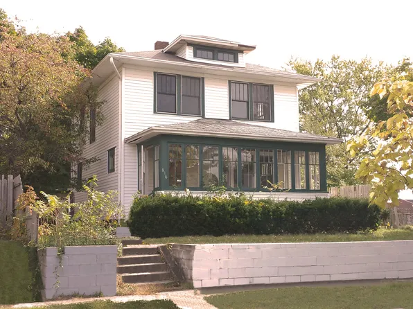 810 Johnson St, South Bend, IN 46628