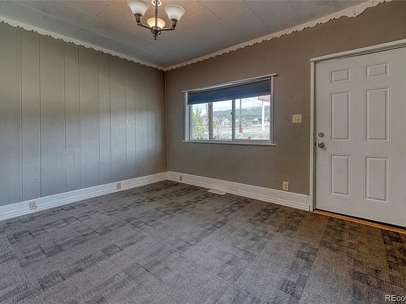 4th image of 1117 Poplar Street