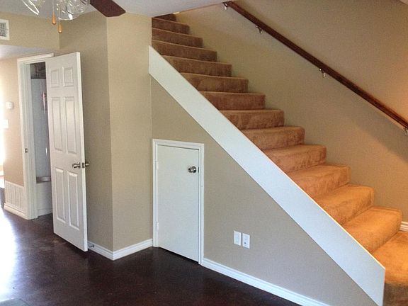 2nd image of 527 Tupelo Dr Unit 104