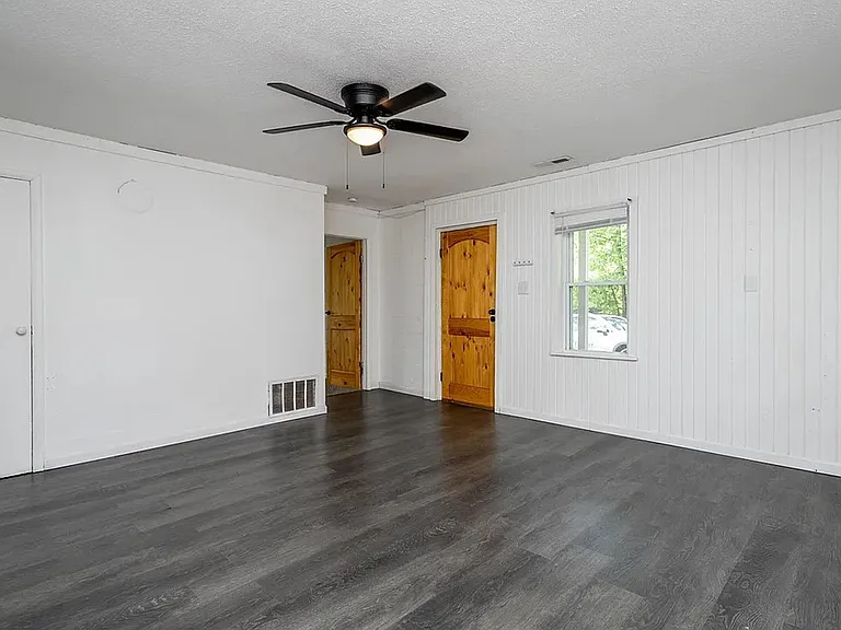 3480 E Ketterer Rd — Photo 2