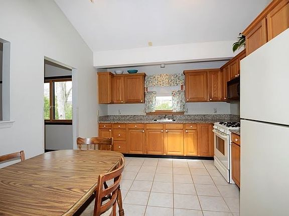 Large Granite Kitchen