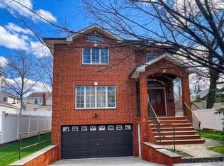 246-12 Cambria, Little Neck, NY