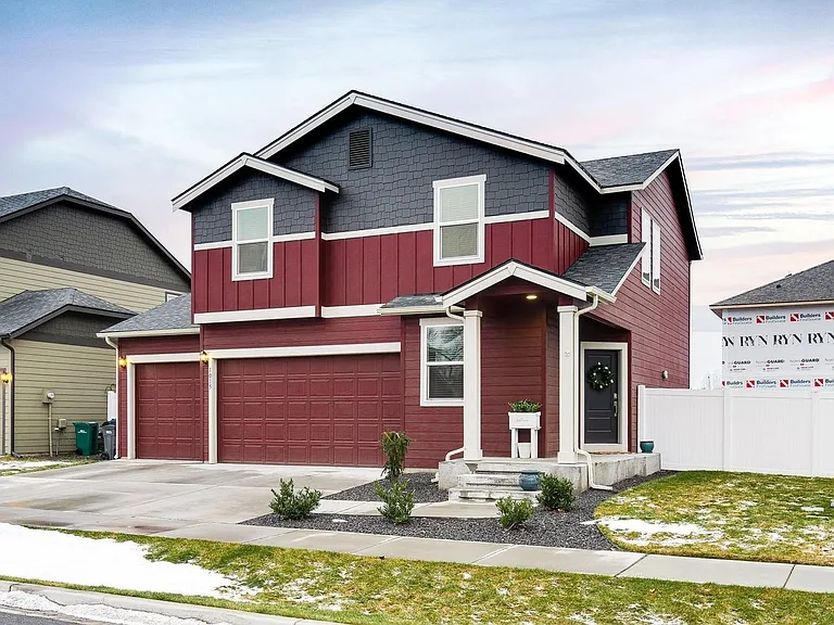 1015 N Viewmont Rd — Photo 2