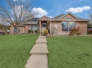 105 Paige Ln, Forney, TX 75126