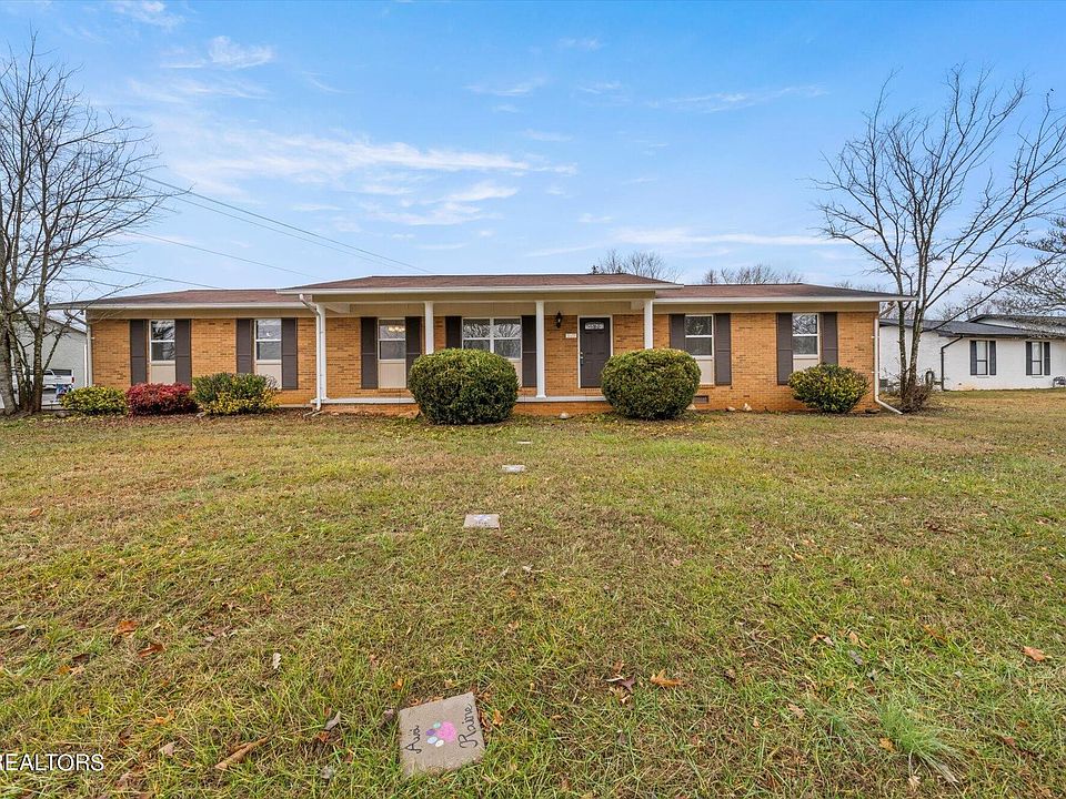 1st image of 207 Tennessee Cir