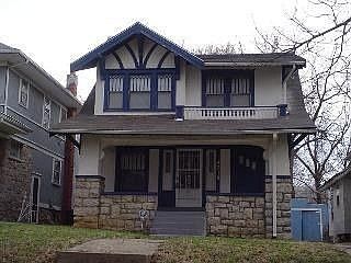 2nd image of 4216 Chestnut Ave