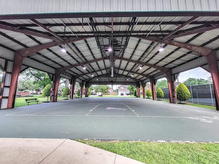 419 Thorpe Springs Dr — Photo 10