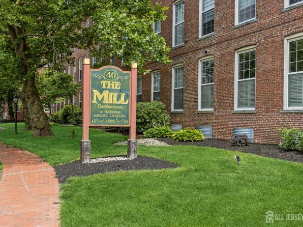 40 Washington Ave APT 28