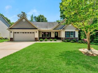 123 Oak Wind Cir, Greer, SC 29651