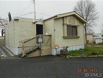 1st image of 3039 Lakeshore Blvd Unit 19