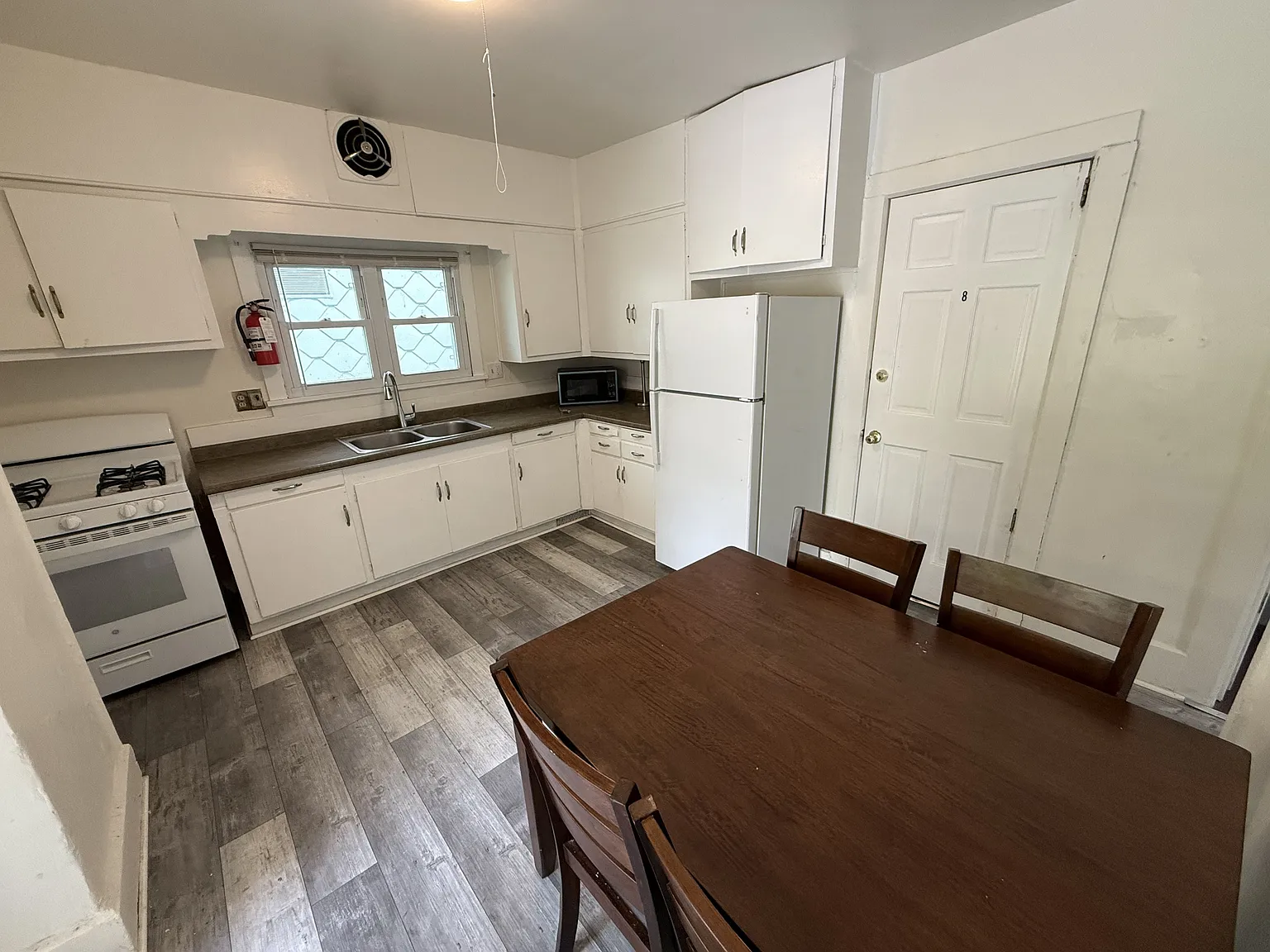116 Cook Street — Photo 2
