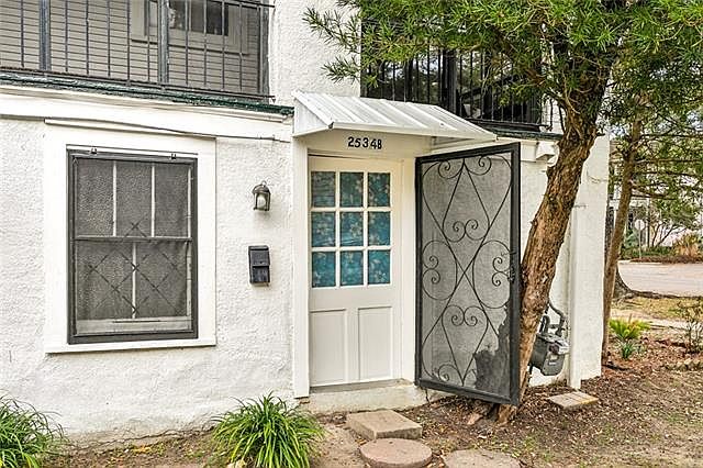 1st image of 2534 Palmer Ave #B