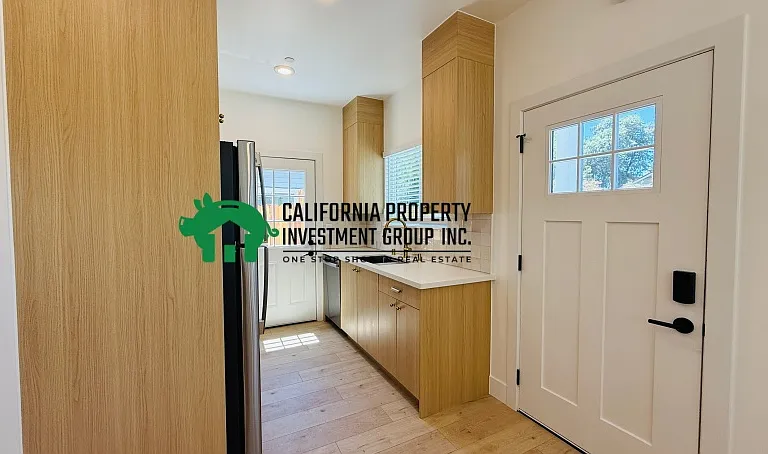 4104 16th Ave #4104 — Photo 8