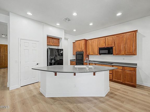2nd image of 41008 N Republic Way