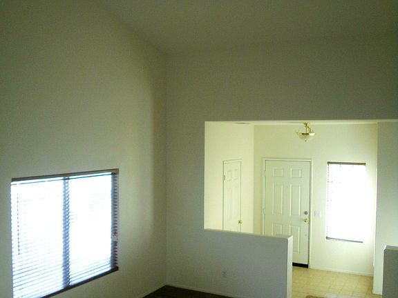 3rd image of 13611 Hemingway Dr