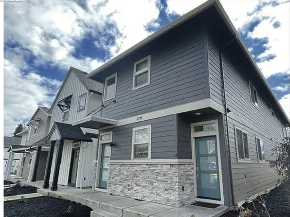 1342 Pacific Ave, Forest Grove, OR 97116