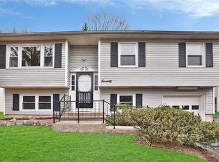 70 Lincoln St, Sloatsburg, NY 10974