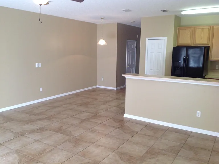 8584 Tower Falls Dr — Photo 5