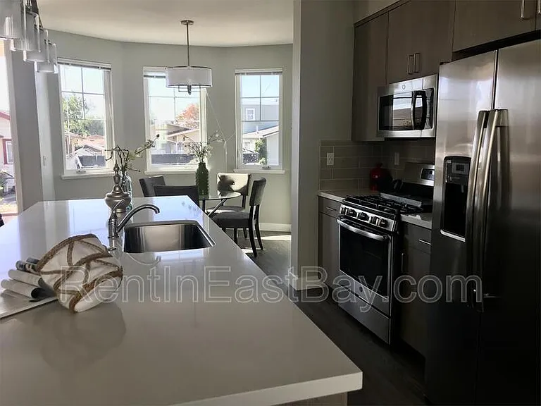 3612 Brookdale Ave — Photo 3