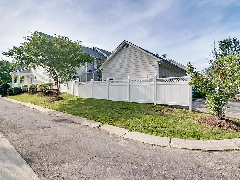 11030 David Stone Dr — Photo 37