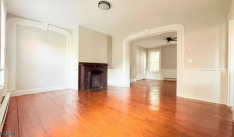 136 Main St — Photo 2