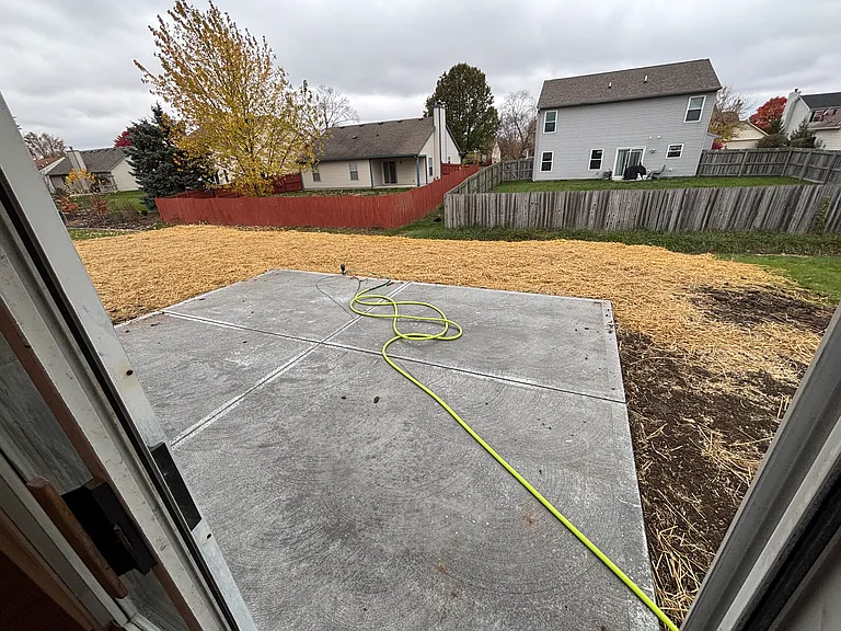 Concrete patio: 16x18