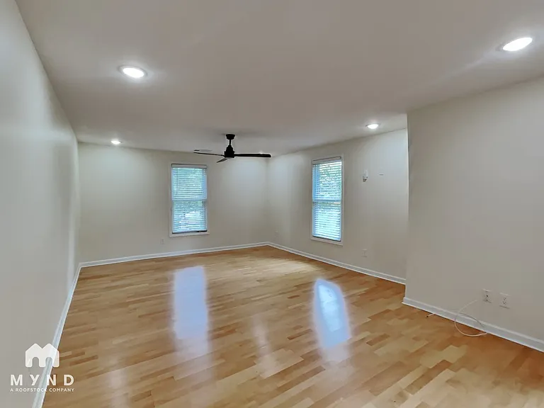 2720 Hedgewood Dr NW — Photo 9