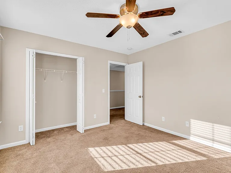16 Bushwood Dr — Photo 24