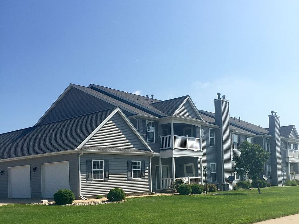 2nd image of 3026 E Stillwater Lndg