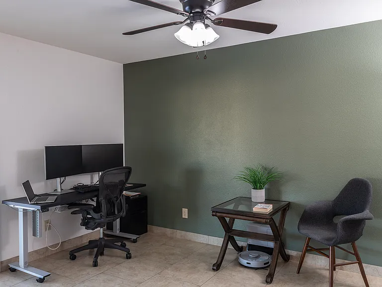 3121 E Sierra St — Photo 9