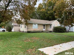 222 S Poplar St, Cambridge, IL 61238