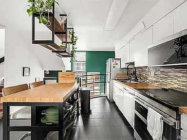 1300 Garfield St #8 — Photo 3