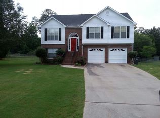 5366 Forest Falls Dr, Loganville, GA 30052