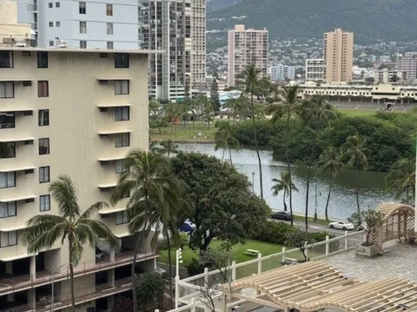 435 Seaside Ave APT 902, Honolulu, HI 96815