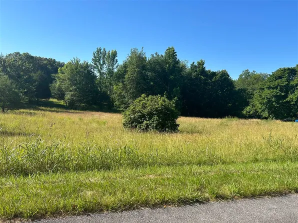 1805 Roger Cole Rd, Bowling Green, KY 42101