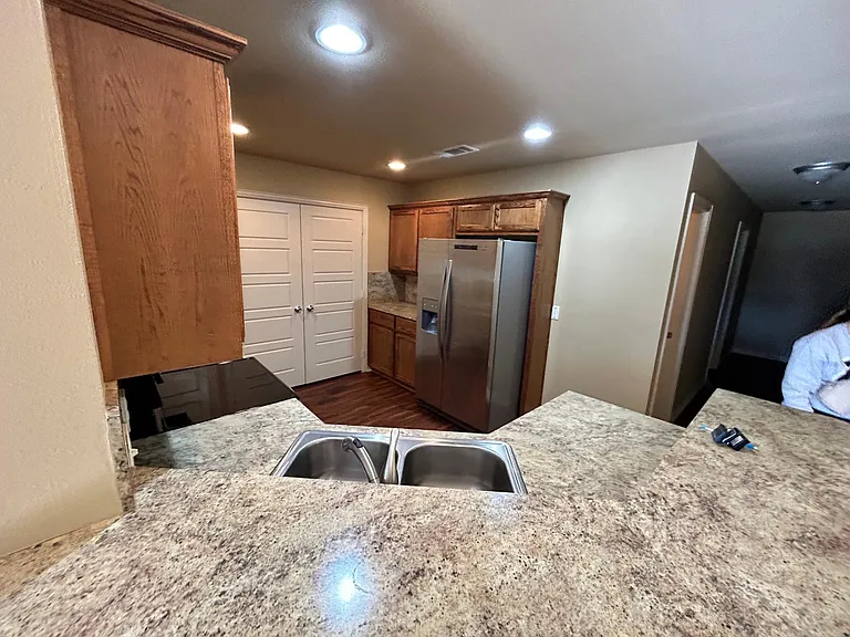 2216 Dixie St — Photo 6