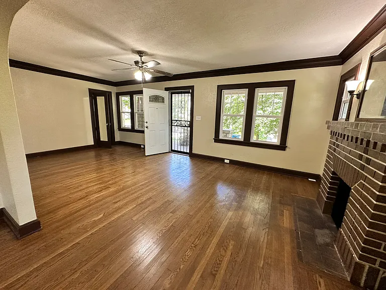 6654 Agnes Ave — Photo 5
