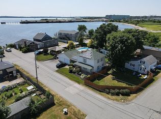 13 Swan St, Somerset, MA 02725