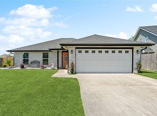 17 Moss Dr, La Place, LA 70068