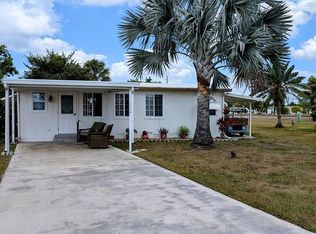 25596 Carnation Ct, Bonita Springs, FL 34135