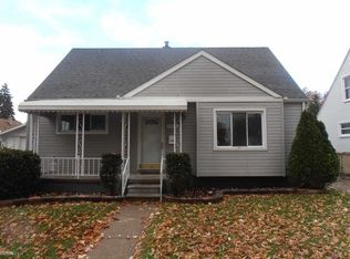 16727 Sarmorr St, Roseville, MI 48066