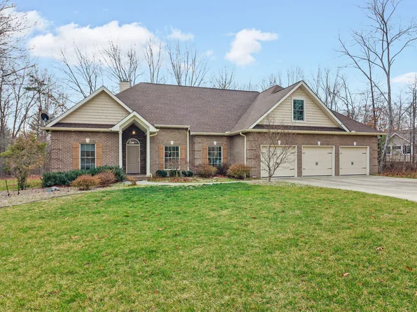 22 King John Ln, Crossville, TN 38558