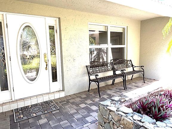 2nd image of 2665 NW 41st St