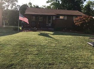 13541 Saint Clair Dr, Irwin, PA 15642