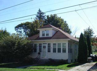 4 Longwood Ave, Warwick, RI 02888