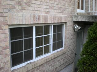 42 Meadow Ln, Staten Island, NY 10306