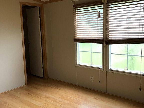 5th image of 181 Leo Richard Ln